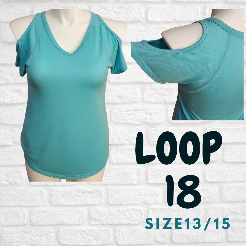 Loop 18 Juniors Blue Shirt Size 13/15
